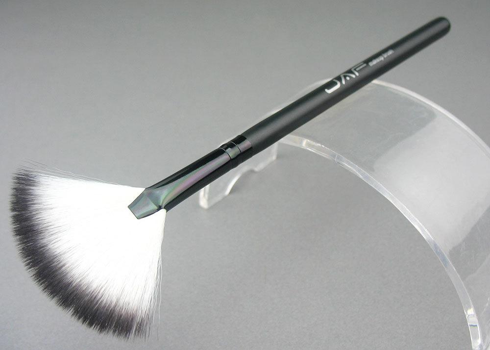 Retail #07 Small fan powder brush fiber hair professional makeup brush fan 07SWF