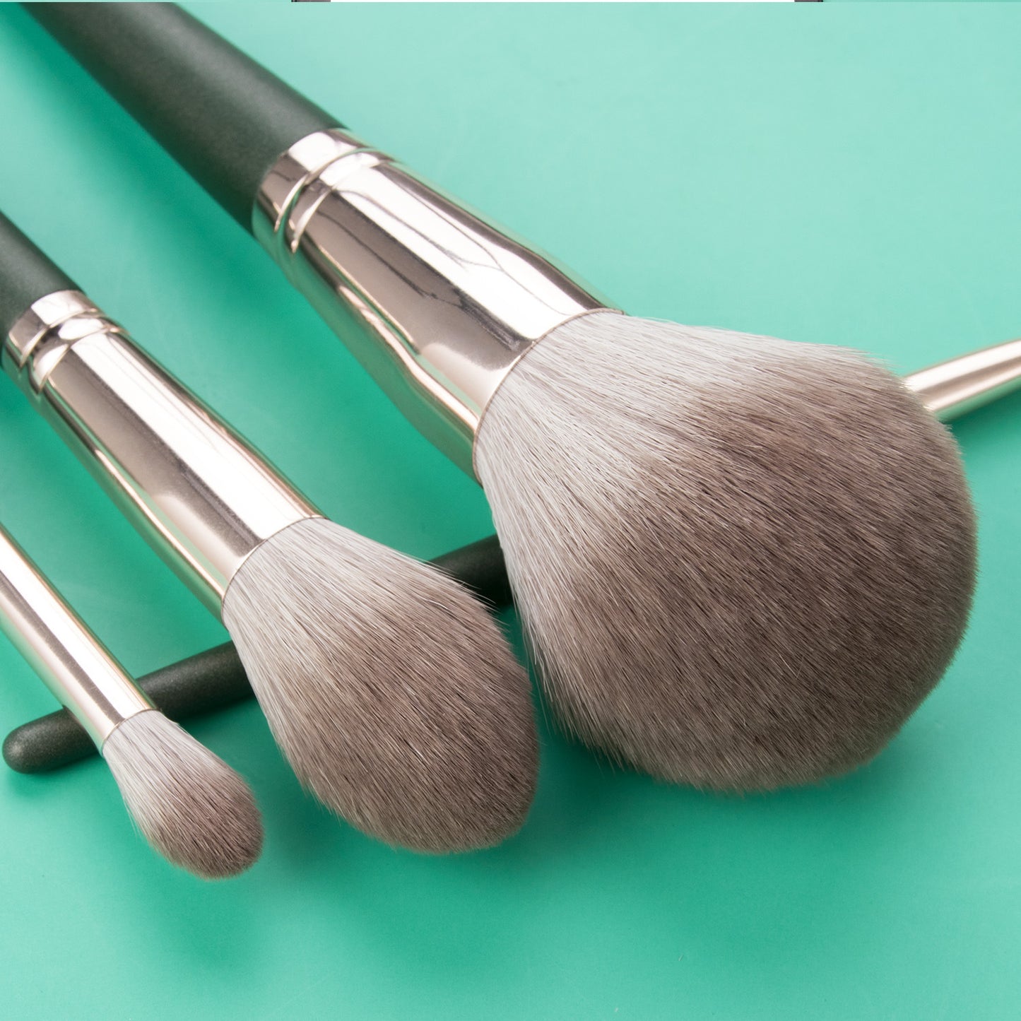 Beauty tool portable 14 makeup brush set soft fiber hair makeup brush loose powder foundation blush eye shadow brush